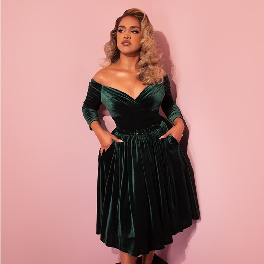 Off-Shoulder Emerald Velvet Fit & Flare Dress
